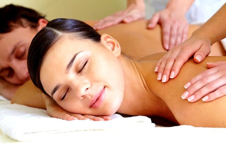 Massage en couple reposant