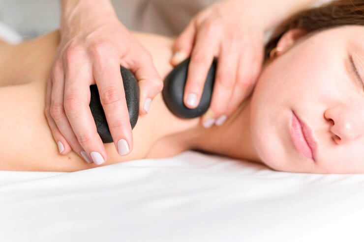 massotherapie aux pierres chaudes